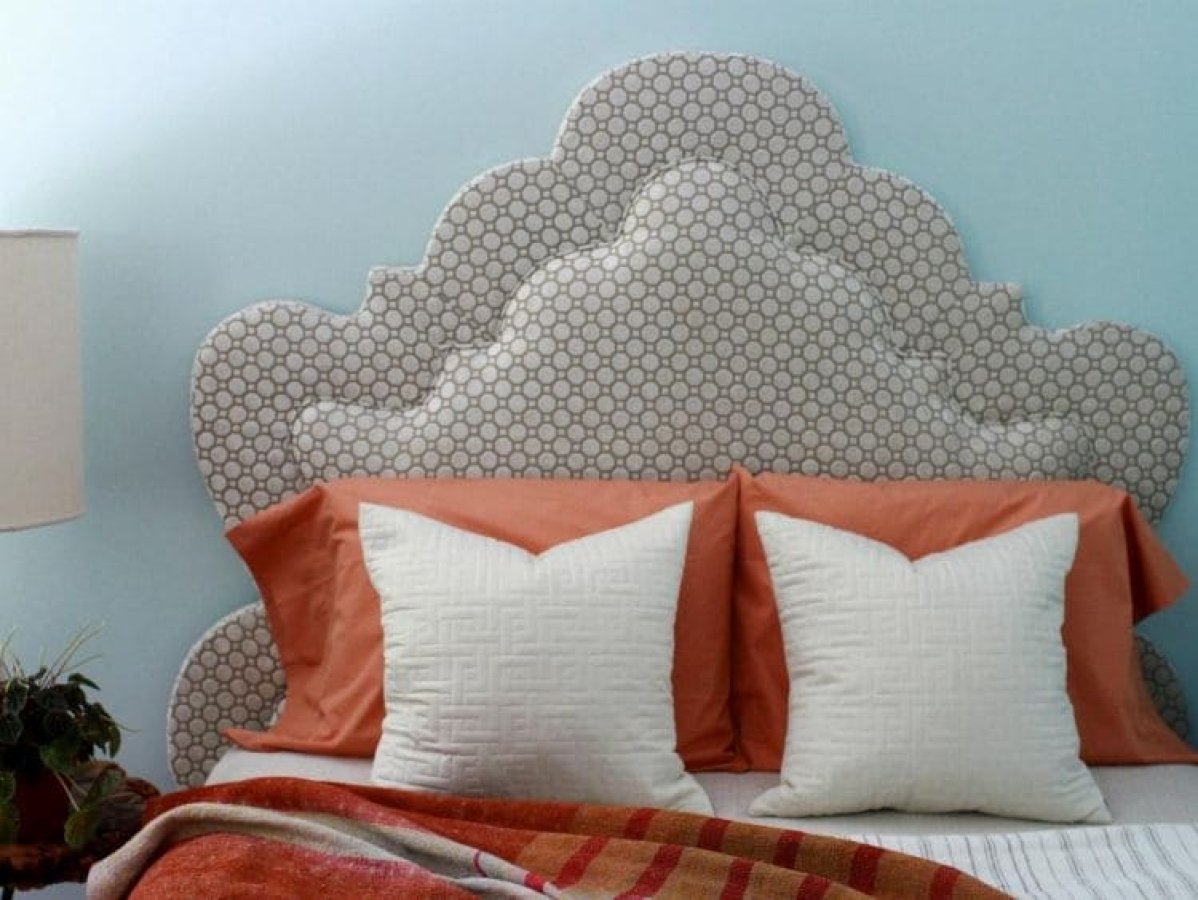 Yatak Başlığı Seçimi: Yatak Odasına Estetik ve Fonksiyonellik Katmak