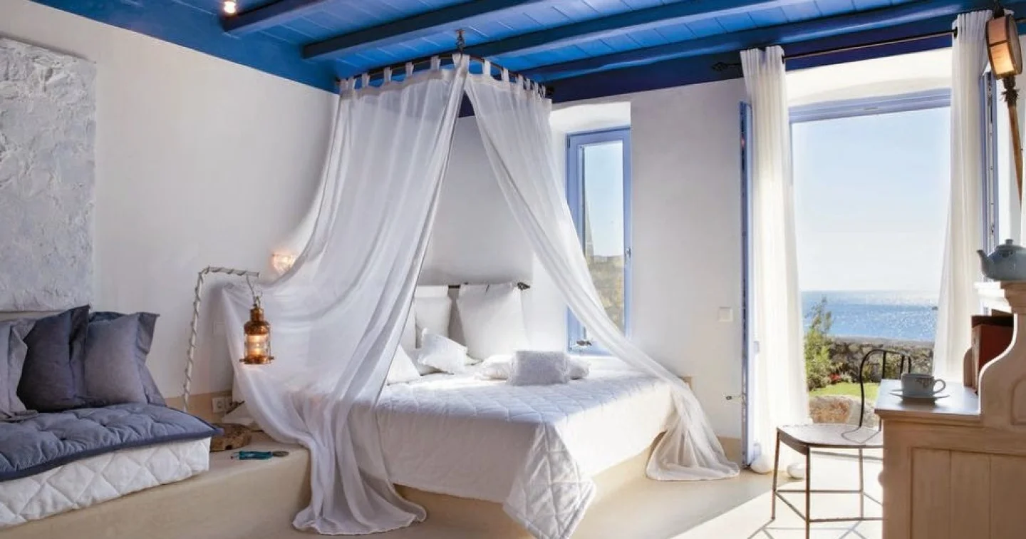Yatak Odasında Akdeniz Cazibesi: Ferahlatıcı ve Sıcak Bir Dokunuş